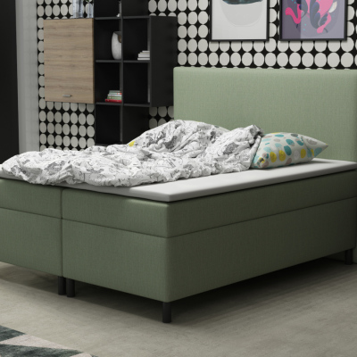 Čalouněná manželská postel 140x200 s nožičkami 12 cm MIRKA - zelená