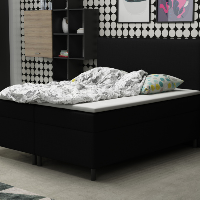 Čalouněná manželská postel 160x200 s nožičkami 12 cm MIRKA - černá