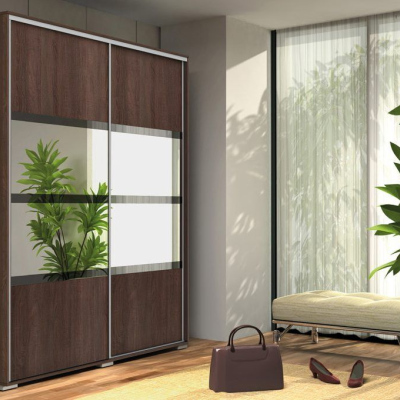 Prostorná šatní skříň se zrcadlem 230/245 CELESTINO 2 - čokoláda