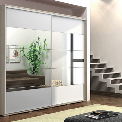 Zrcadlová šatní skříň 175/245 FERNANDO - dub sonoma / bílá