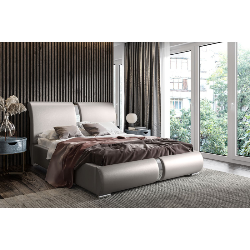 Čalouněná postel s chromovanými doplňky 140x200 YVONNE - šedá eko kůže