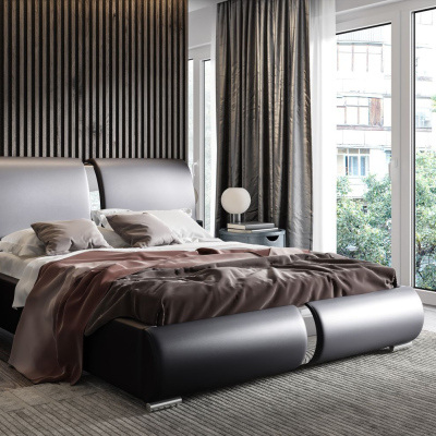 Čalouněná postel s chromovanými doplňky 140x200 YVONNE - černá eko kůže