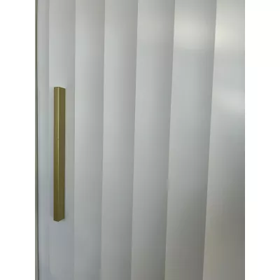 Šatní skříň se zrcadlem RADKIN 2 - šířka 180 cm, černá / bílá
