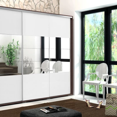 Třídveřová šatní skříň 250/215 LUCA - čokoláda / bílá