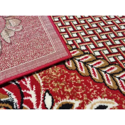 Vzorovaný koberec 140x190 cm LUKEN - červený