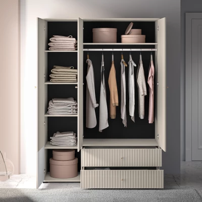 Třídveřová šatní skříň 150 FAREL - kašmír