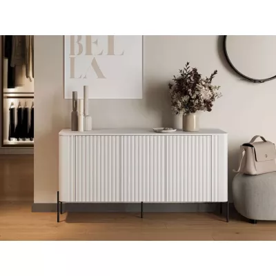 Komoda s dvířky CALERA - bílá