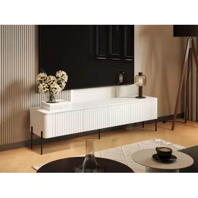 Široký TV stolek CALERA - bílý