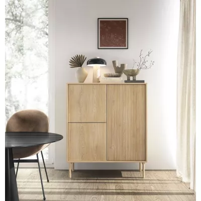 Vysoká komoda s dvířky TUSCUBIA - dub cremona