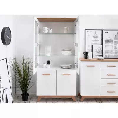 Prosklená vitrína BUTNER - borovice andersen / dub nash