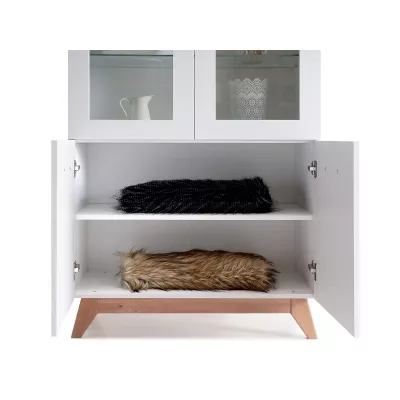 Prosklená vitrína BUTNER - borovice andersen / dub nash