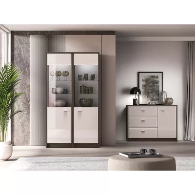 Prosklená vitrína SAFIEH - dub / kašmír