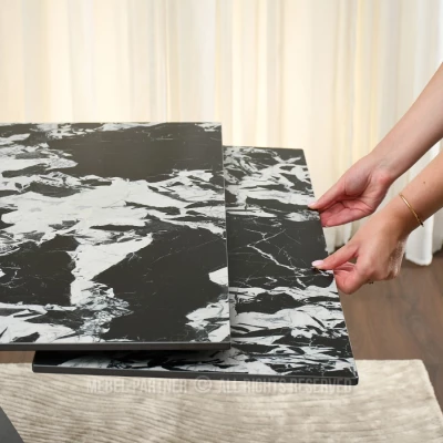 Rozkládací jídelní stůl 180(260)x95 AGASI - černobílý mramor / černý