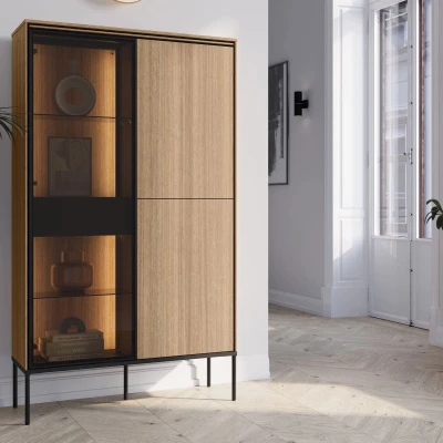 Vysoká prosklená komoda s dvířky a šuplíkem ANACORTES - dub + LED osvětlení ZDARMA