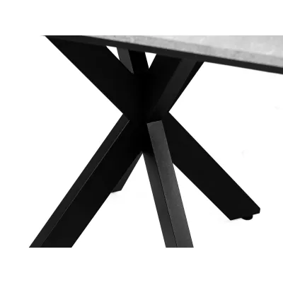 Designový jídelní stůl 90x90 MUKILTEO - beton / černý