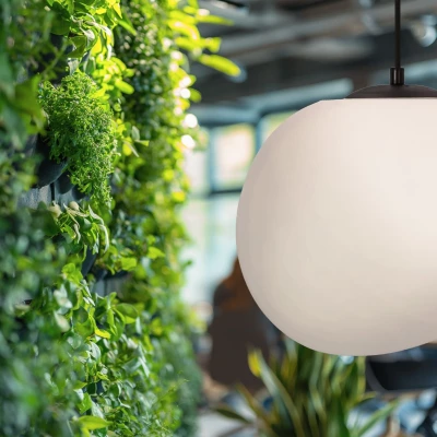 Závěsné svítidlo v japandi stylu STONES - 1xE27, 40W, 30cm, černé / bílé