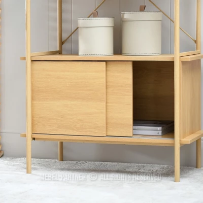 Vysoký regál s posuvnými dvířky OKELI - dub