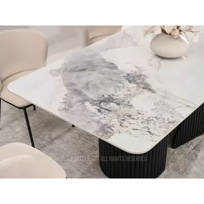 Designový jídelní stůl FARID - bílý mramor / černý