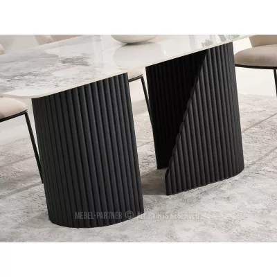 Designový jídelní stůl FARID - bílý mramor / černý