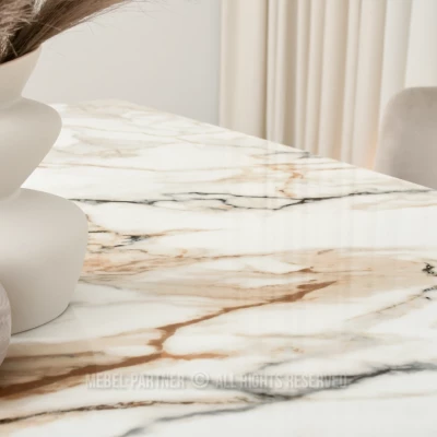 Designový rozkládací jídelní stůl FEDIR - béžový mramor / černý