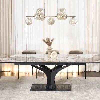 Stylový rozkládací jídelní stůl GAETAN - bílý mramor / černý