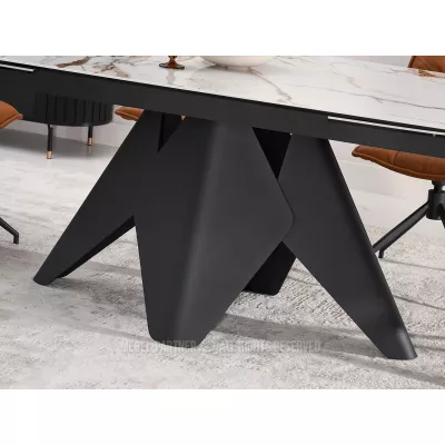 Rozkládací jídelní stůl HAMAD - béžový mramor / černý