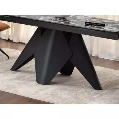Rozkládací jídelní stůl HAMAD - černobílý mramor / černý