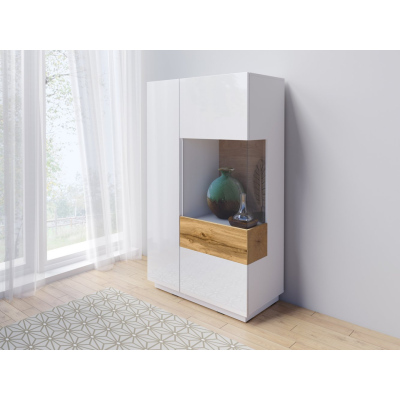 VÝPRODEJ - Vysoká komoda s prosklenou částí SHADI pravá, bílá + dub wotan