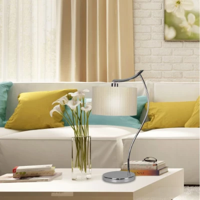 Moderní stolní lampa DRAGA - 1xE27, 60W, chromovaná / krémová