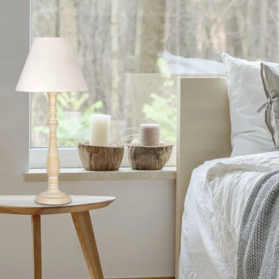 Stolní lampa ve skandinávském stylu FOLCLORE 3 - 1xE27, 60W, přírodní dřevo / bílá