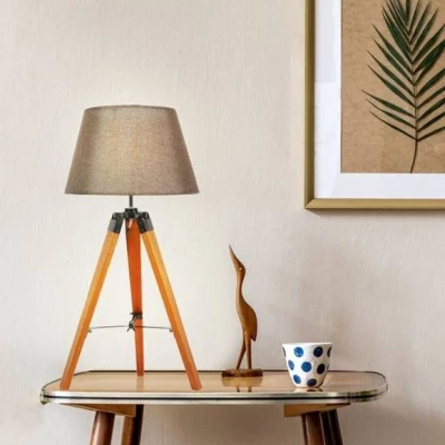 Stolní lampa trojnožka LUGANO - 1xE27, 60W, přírodní dřevo / hnědá
