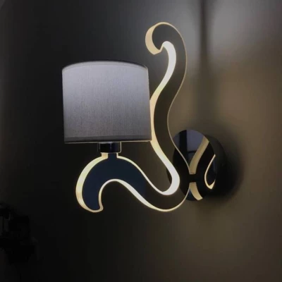 Moderní nástěnná lampa AMBROSIA - 1xE14, 40W + LED 6W, 2800K (teplá bílá), chromovaná