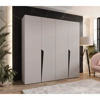 Čtyřdveřová šatní skříň 200 cm SORAYA 1 - kašmír / černé úchyty