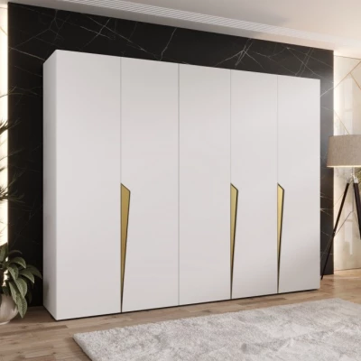 Široká šatní skříň 250 cm SORAYA 1 - bílá / zlaté úchyty