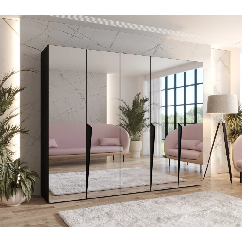 Široká šatní skříň 250 cm SORAYA 3 se zrcadlem - černá / černé úchyty