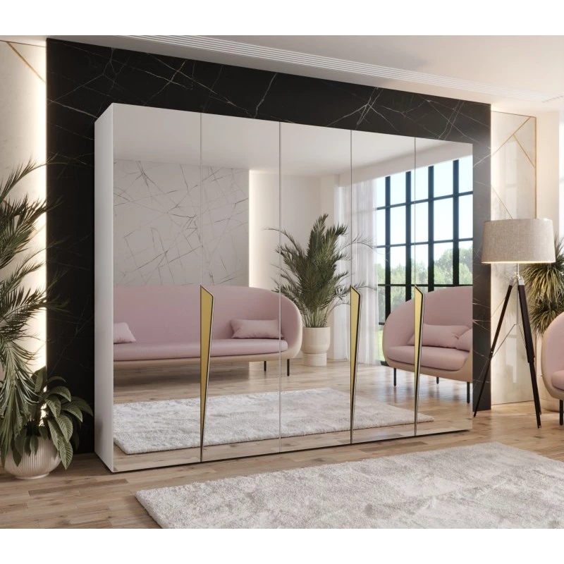 Široká šatní skříň 250 cm SORAYA 3 se zrcadlem - bílá / zlaté úchyty