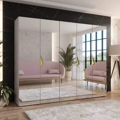 Široká šatní skříň 250 cm AMARIS 3 se zrcadlem - kašmír / zlaté úchyty