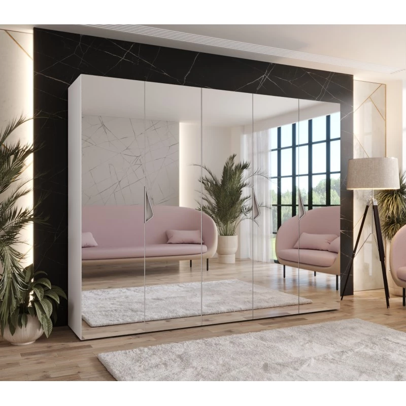 Široká šatní skříň 250 cm AMARIS 3 se zrcadlem - bílá / kašmírové úchyty