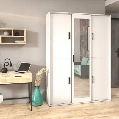 Prostorná šatní skříň se zrcadlem 150 cm AUREVIA - bílá