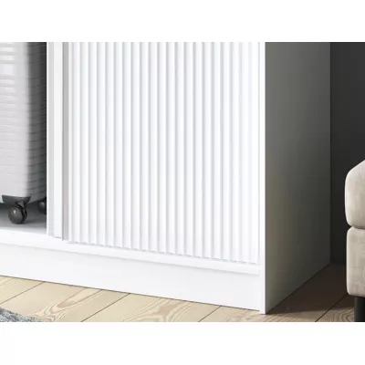 Šatní skříň s posuvnými dveřmi 120 cm SELIORA - bílá