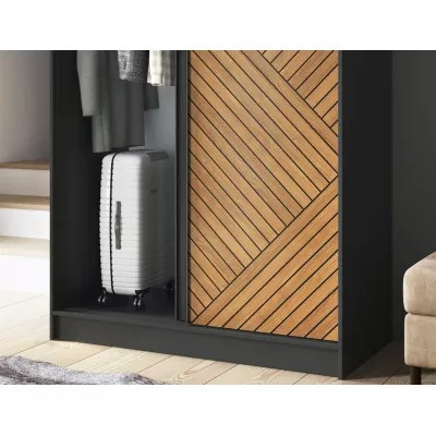 Šatní skříň s posuvnými dveřmi 120 cm VALORA - černá / dub karamel