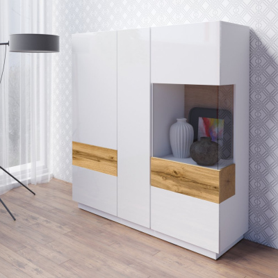 Vysoká třídveřová komoda SHADI, bílá + dub wotan