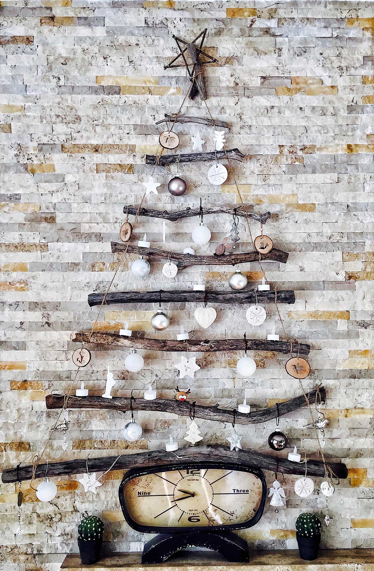 Nástěnný DIY vánoční stromeček