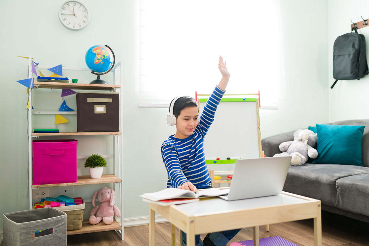 Kvalitní židle znamená zdravá záda pro vaše dítě. Nepodceňujte její výběr.