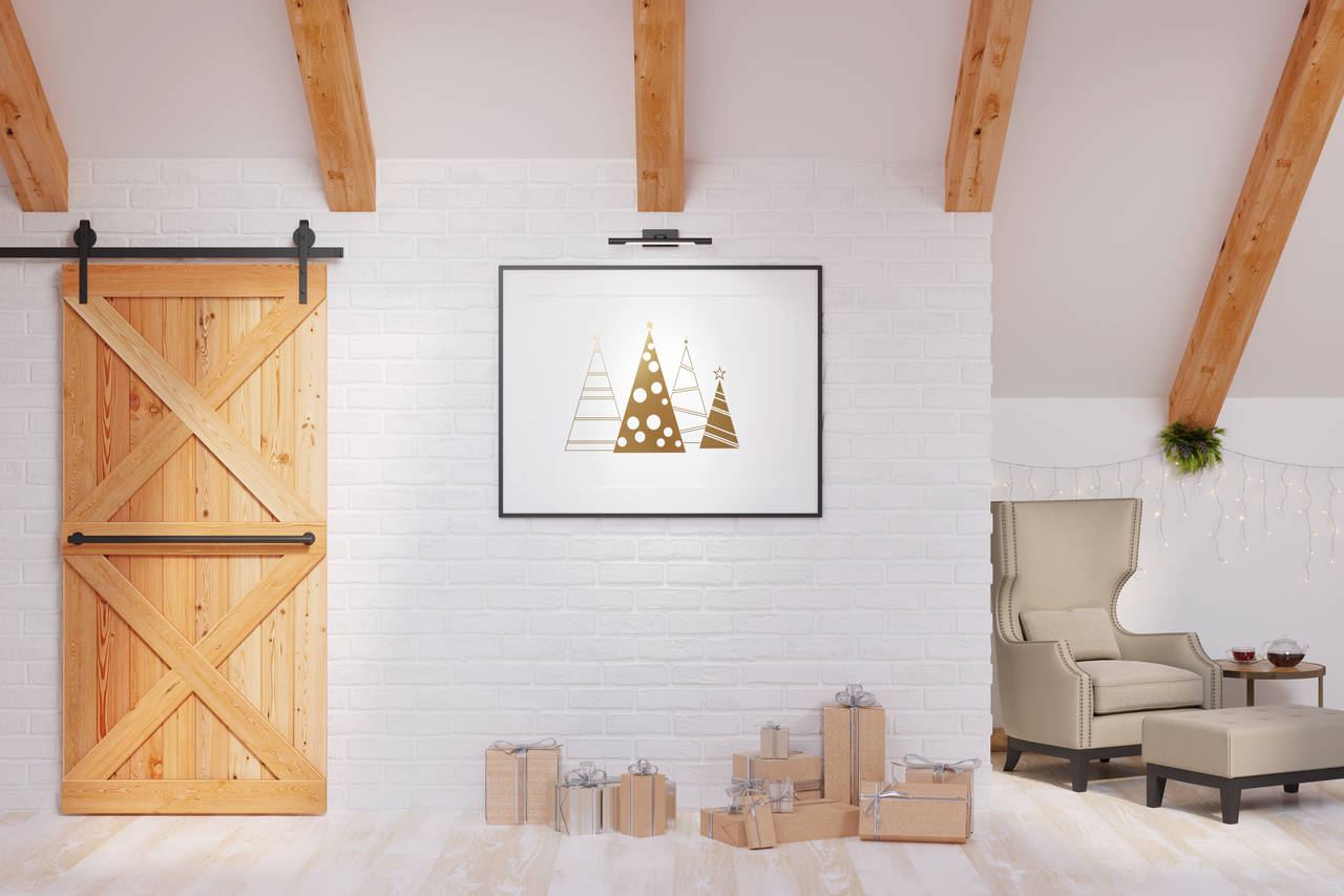 Světlý obraz se může stát skvělou odrazovou plochou pro bodovku. Tím vykouzlíte rozptýlenější osvětlení chodby a podtrhnete váš styl a smysl pro umění.